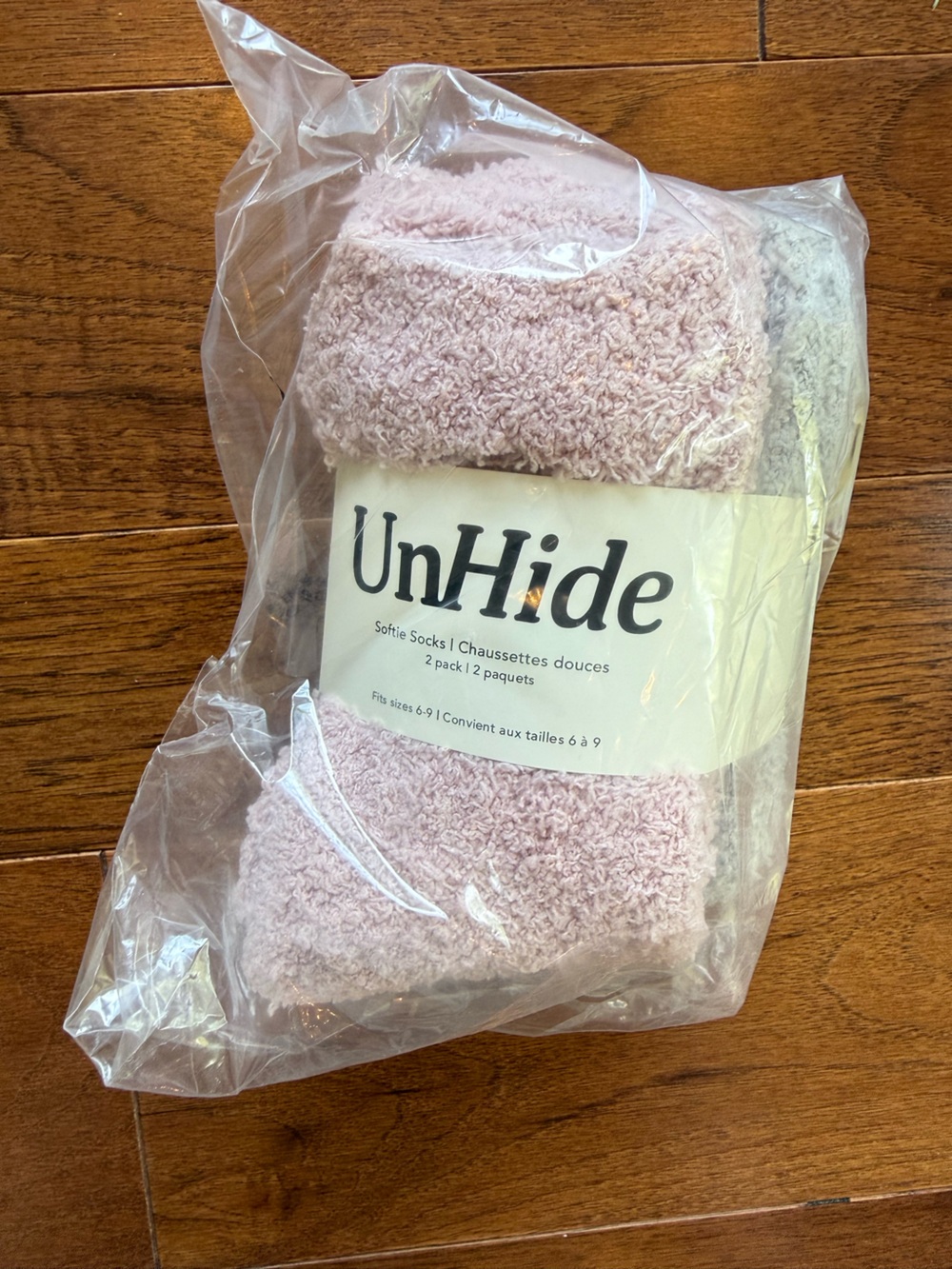 Socks UnHide Softie Pink and Gray Size 6-9 Set of 2